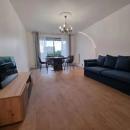Grand Appartement 3 Chambres Disney - Paris - 82M2 Neuilly-sur-Marne Exterior foto