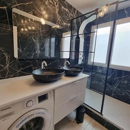 Grand Appartement 3 Chambres Disney - Paris - 82M2 Neuilly-sur-Marne Exterior foto